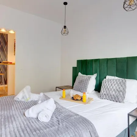 Bluestay 300 - Superb In Apartment *